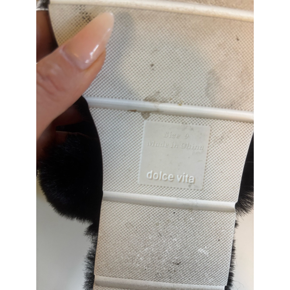 Women's Dolce Vita Black Faux Fur Slippers with White Sole Size 9 - Picture 7 of 8